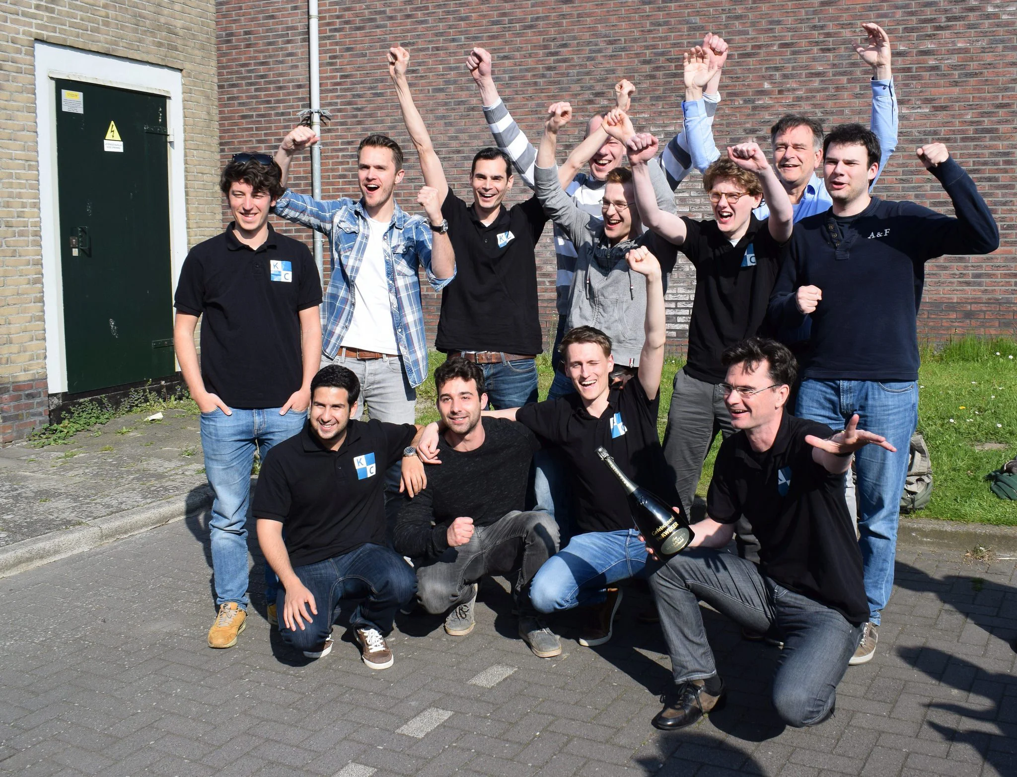 Kampioensteam 2017, vlnr, staand: Christov Kleijn, Wouter Spoelman, Lennart Dek, Edwin Rutte, Quinten Ducarmon. Max Kerkvliet, Robert Oosting en Ilias van der Lende. Zitten: Ali Bitalzadeh, Miguoel Admiraal, David Klein en Loek van Wely